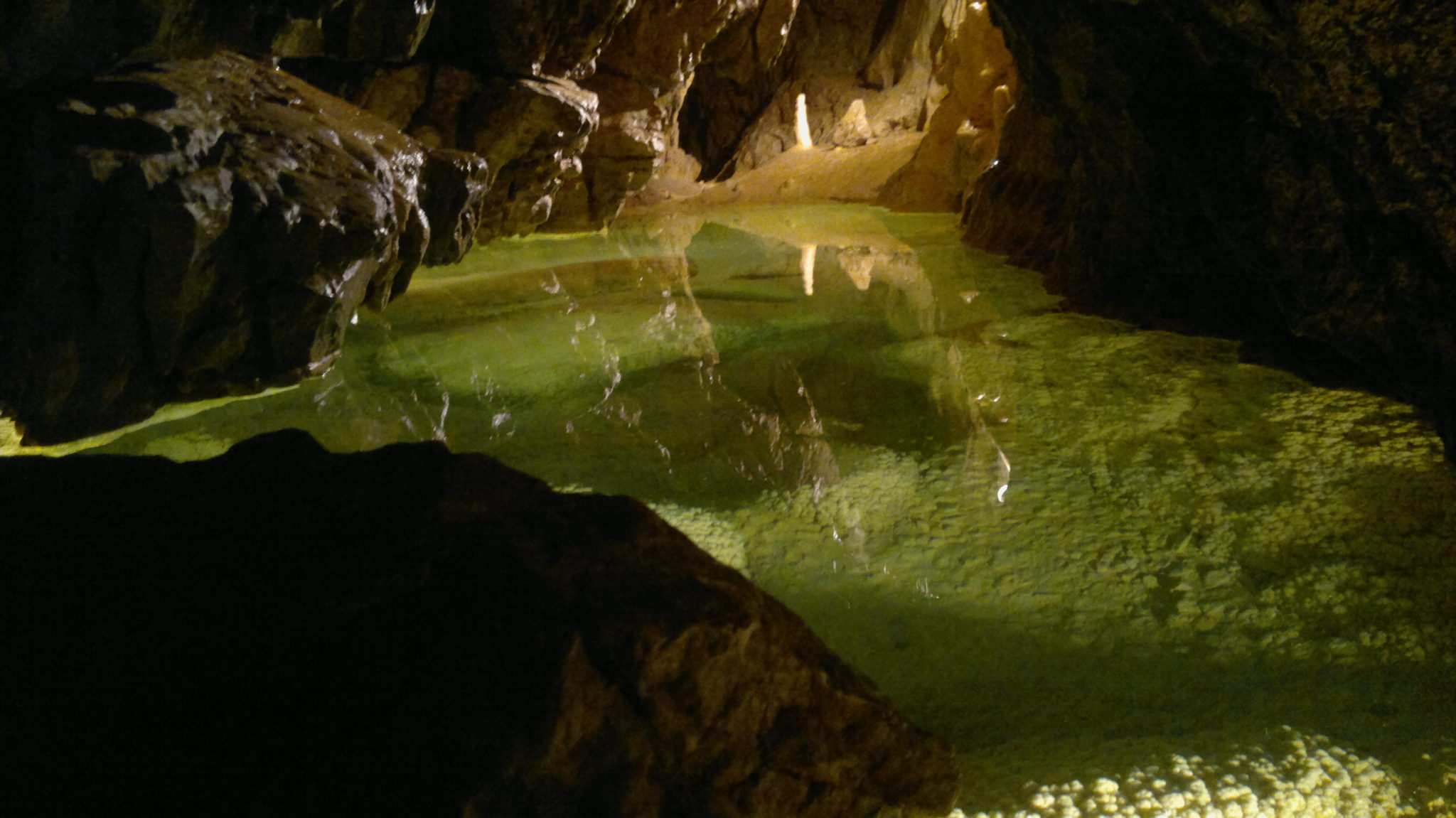 Platon le monde des Formes ou des Idées L' Appel du Large Platon le monde des Formes ou des Idées L' Appel du Large